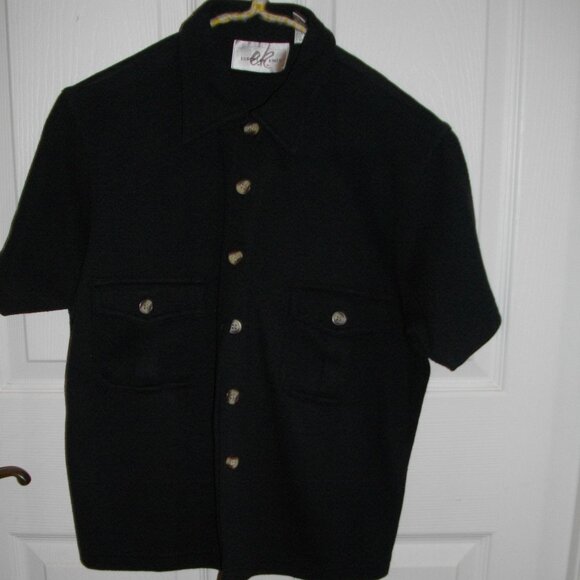 black short sleeve sweater with pockets - Picture 1 of 2